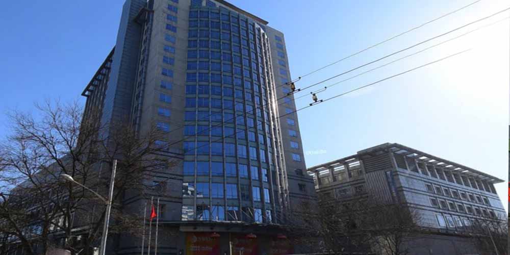 北矿磁材科技用91香蕉网在线观看气流筛解决磁性材料的精度、细度及环境污染问题